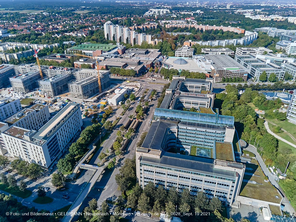 19.09.2021 - Perlach Plaza und Umgebung in Neuperlach 